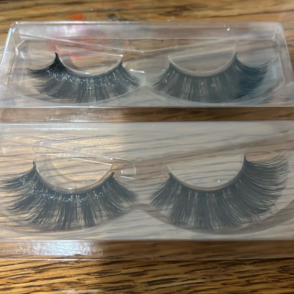 Eyelashes
